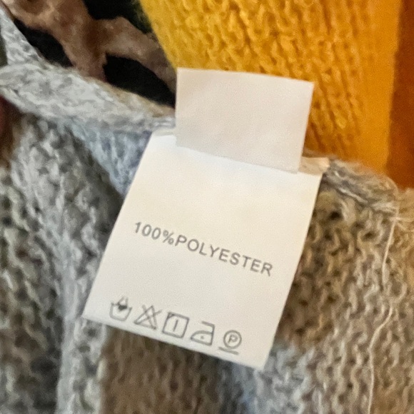 Color block long oversized cardigan with yellow, grey and leopard print. - Picture 6 of 7